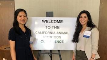 Linda Truong and Guadalupe Péna at the CA Animal Nutrition Conference